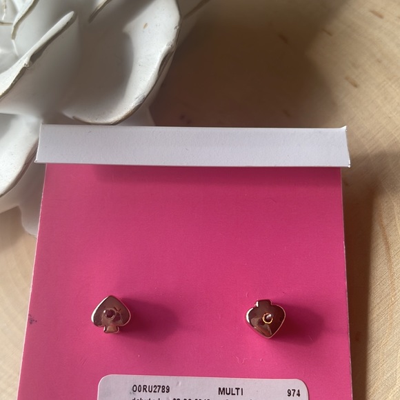 NWT KATE SPADE DELICATE FLOWER EARRINGS! - Picture 4 of 4